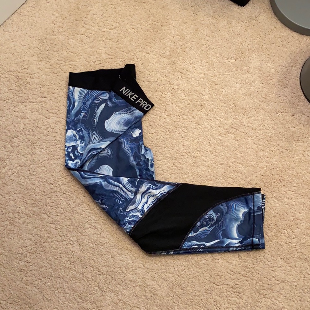 Nike Workout Capris